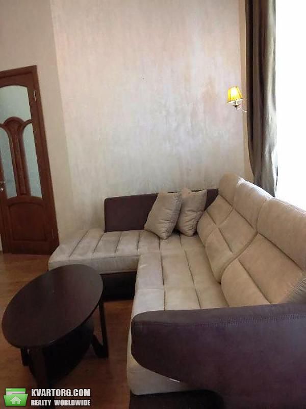 Rent out 3-room apartment. Киев,  Малая Житомирская — photo 6