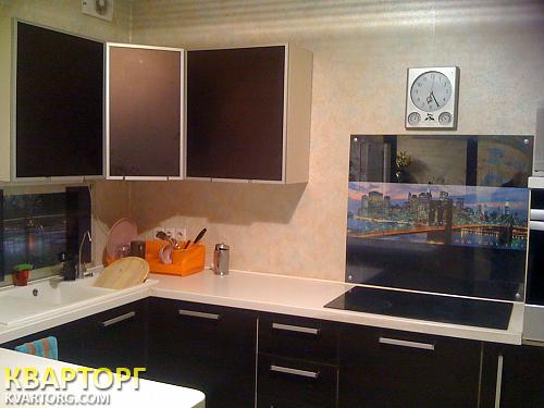 Sell 3-room apartment. Киев,  Эрнста — photo 1