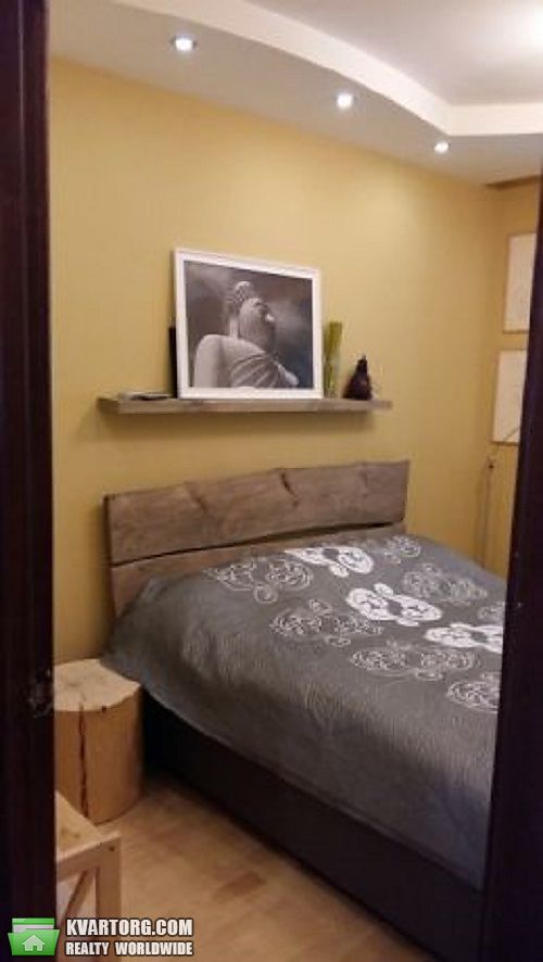 Sell 3-room apartment. Киев,  Половецкая — photo 1