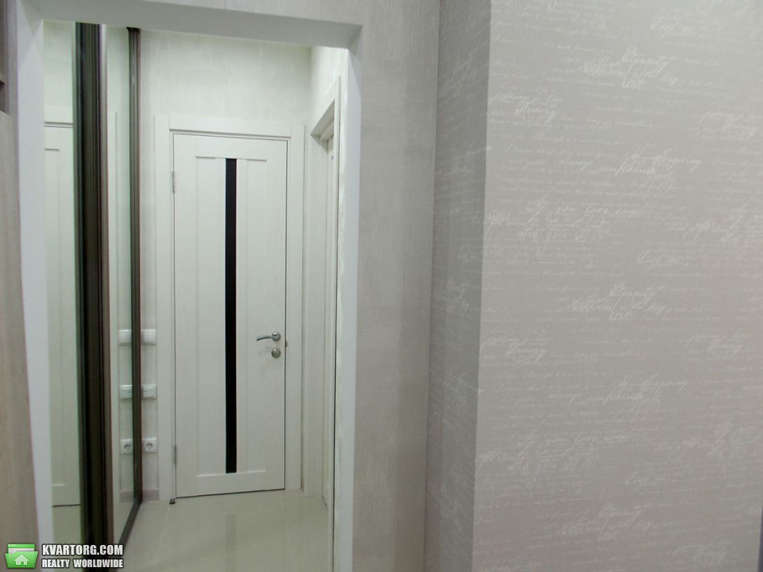 Sell 1-room apartment. Киев,  Григоровича-Барского — photo 1