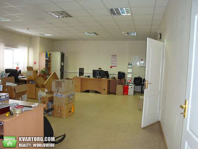 Rent out office. Киев, ул. Уманская — photo 1