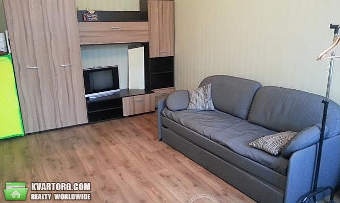 Sell 3-room apartment. Киев,  Пирогова — photo 1