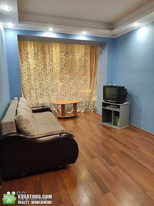 Rent out 2-room apartment. Киев,  Большая Васильковская — photo 2