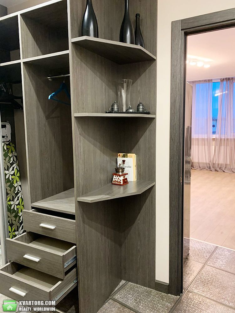 Rent out 1-room apartment. Киев,  Мельникова — photo 10