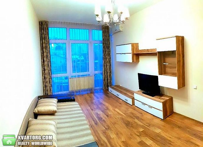 Rent out 2-room apartment. Киев,  Дмитриевская — photo 4