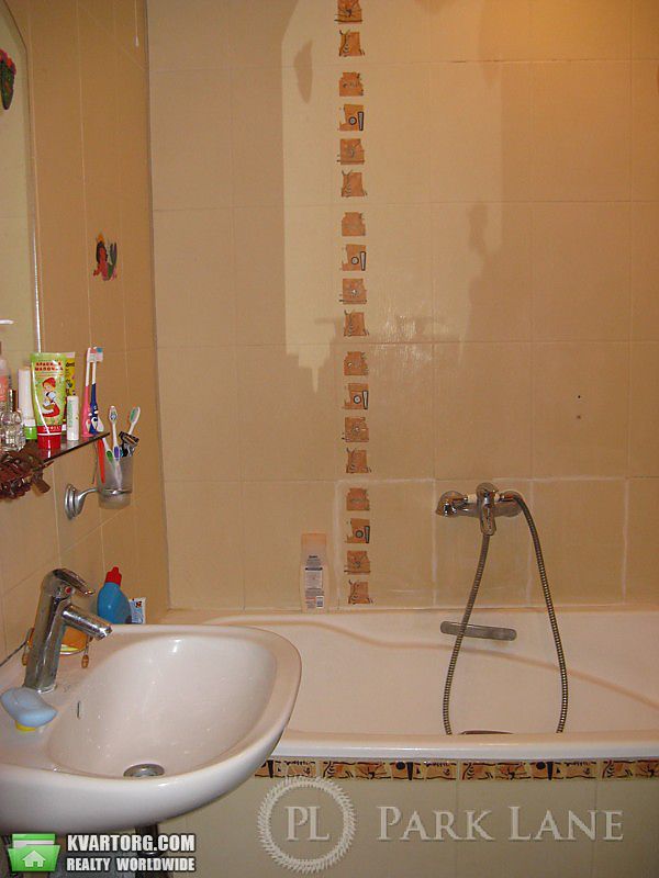 Sell 3-room apartment. Киев,  Урловская — photo 5