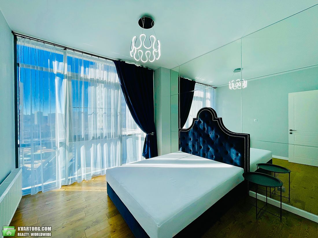 Sell 3-room apartment. Киев,  Драгомирова — photo 4