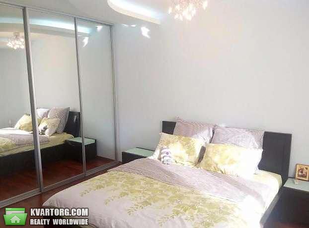 Rent out 2-room apartment. Киев, Приорская ул. — photo 8