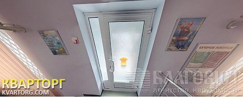 Rent out shop. Киев,  Жилянская — photo 1