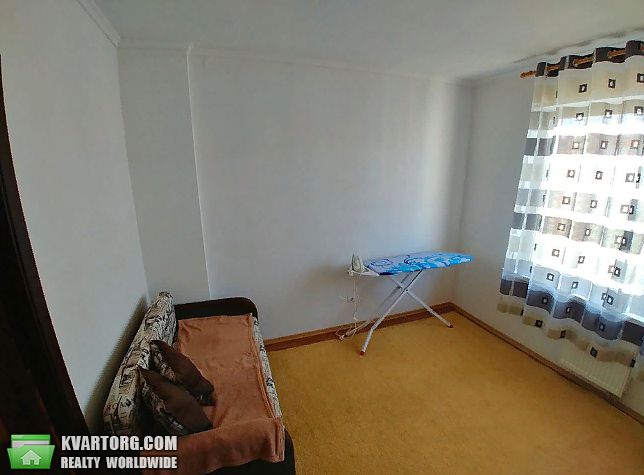 Rent out 2-room apartment. Киев,  Гмыри — photo 2