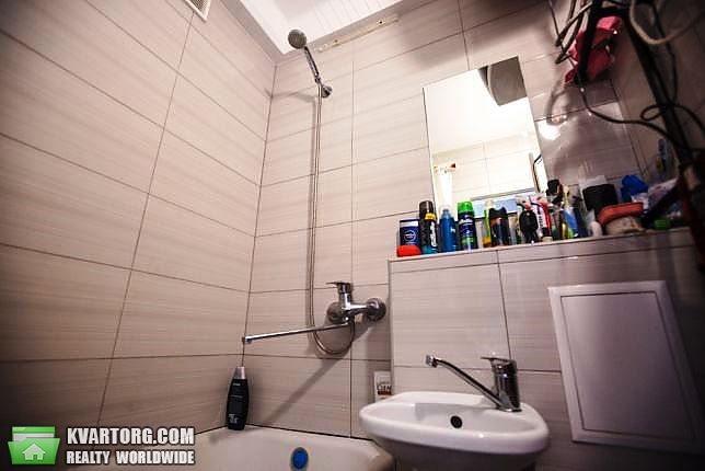 Sell 3-room apartment. Киев,  Героев Севастополя — photo 2