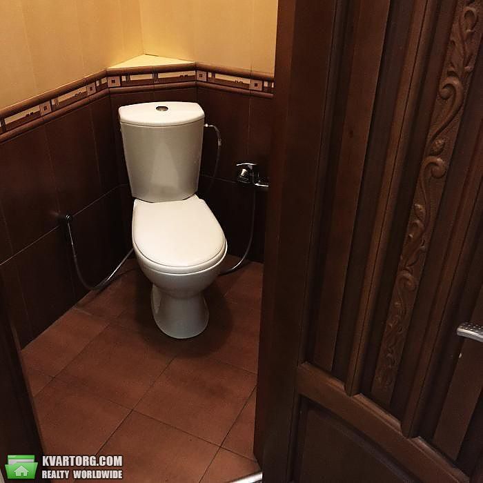 Rent out 3-room apartment. Киев,  Малая Житомирская — photo 8