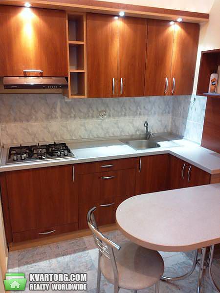 Rent out 1-room apartment. Киев,  Франко — photo 6