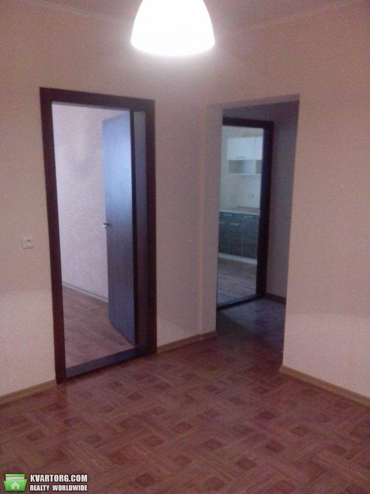 Rent out 1-room apartment. Киев, сергея данченко — photo 6