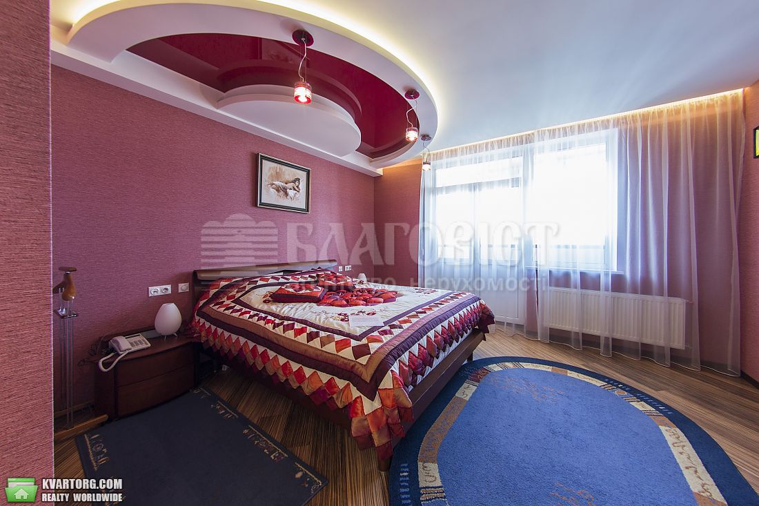 Rent out 3-room apartment. Киев,  Окипной — photo 3