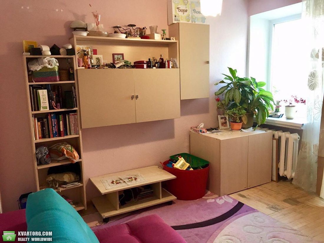 Rent out 3-room apartment. Киев,  Тургеневская — photo 5