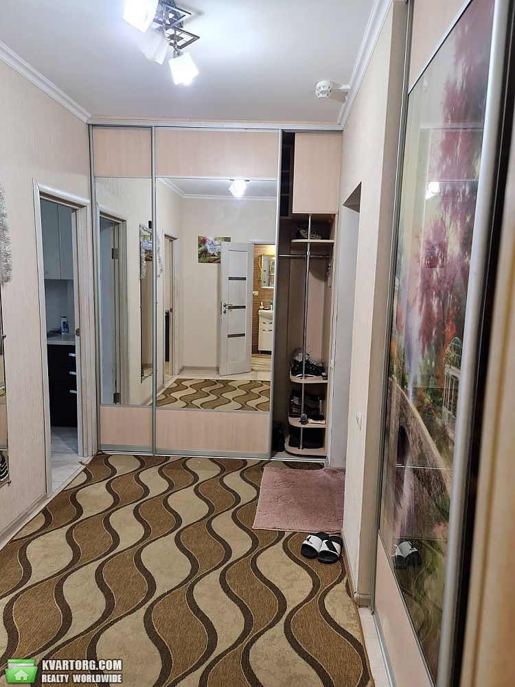 Rent out 1-room apartment. Киев,  Лебедева-Кумача — photo 2