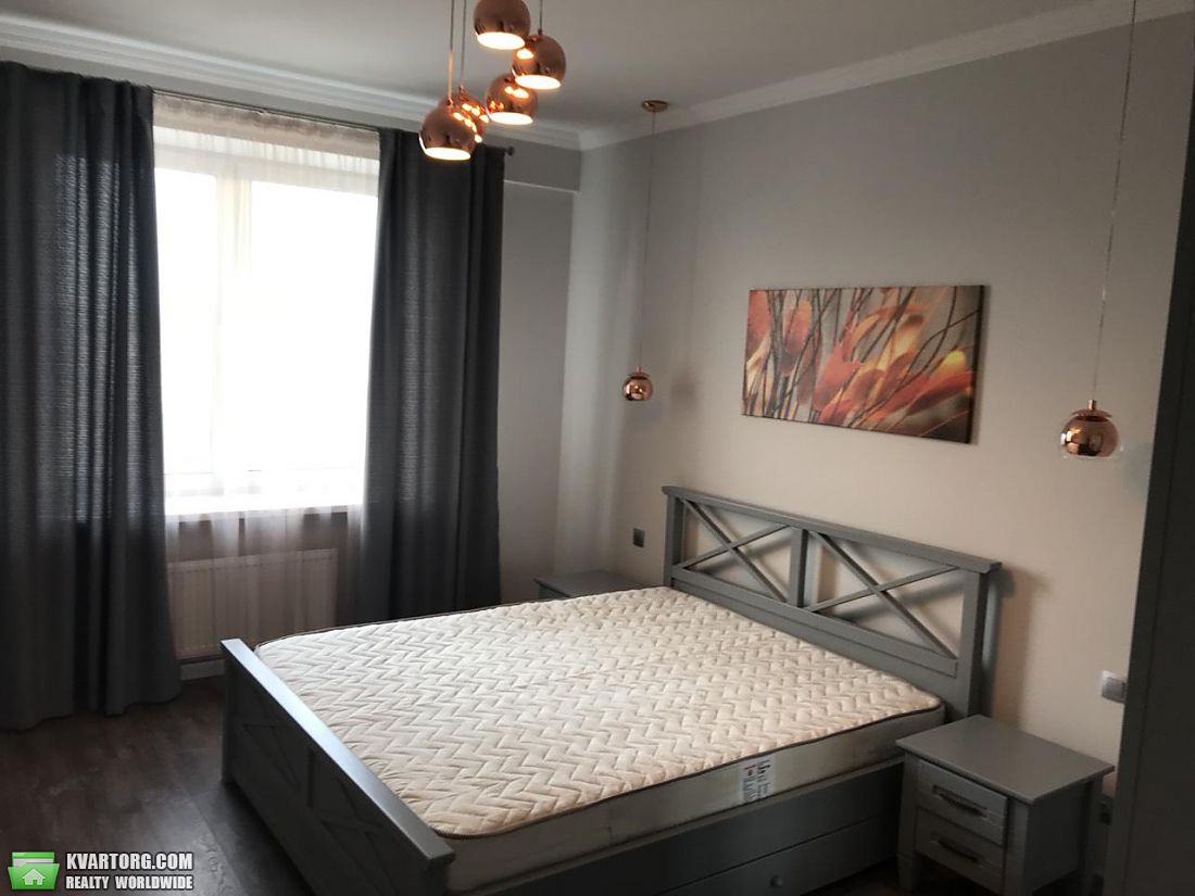 Rent out 2-room apartment. Киев,  Артема — photo 5