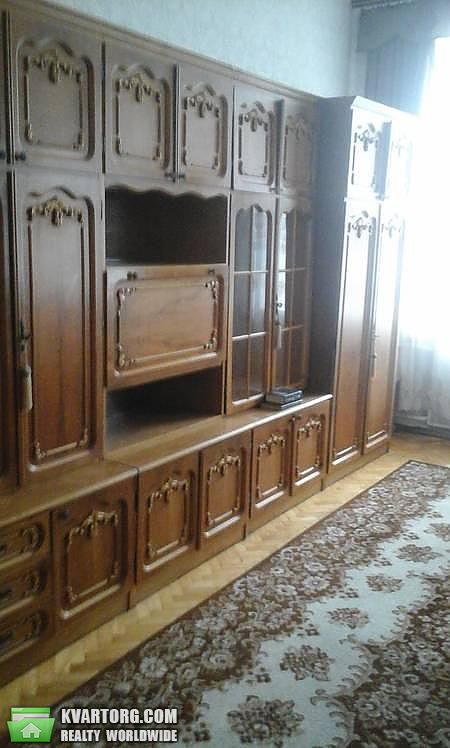Sell 2-room apartment. Киев,  Большая Житомирская — photo 3