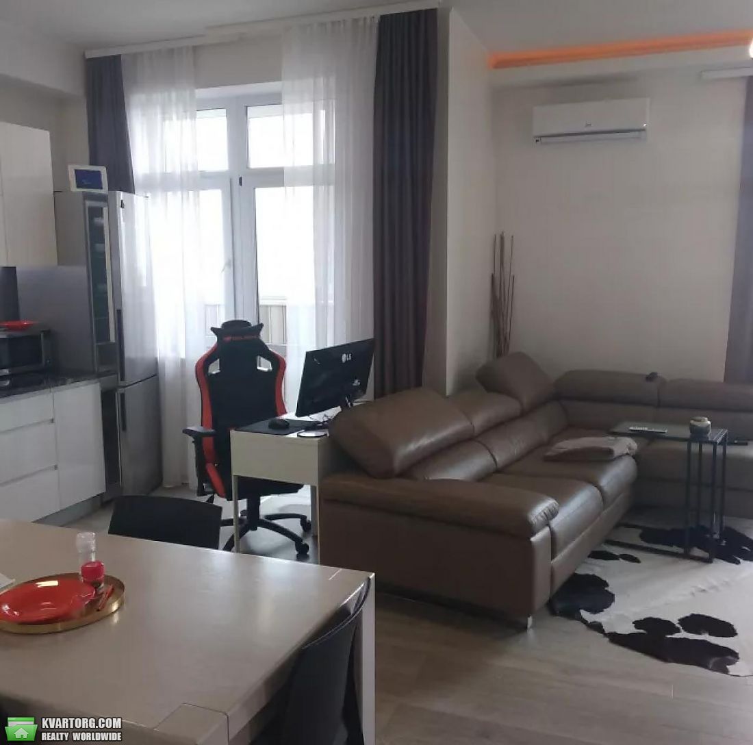 Rent out 2-room apartment. Киев, Коновальца — photo 7