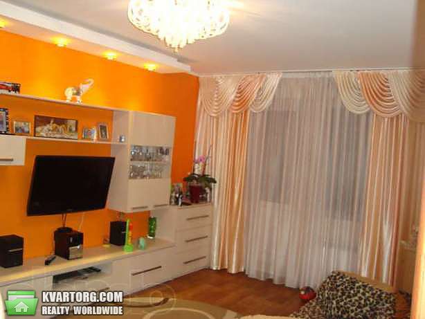Sell 2-room apartment. Киев,  Радунская — photo 1