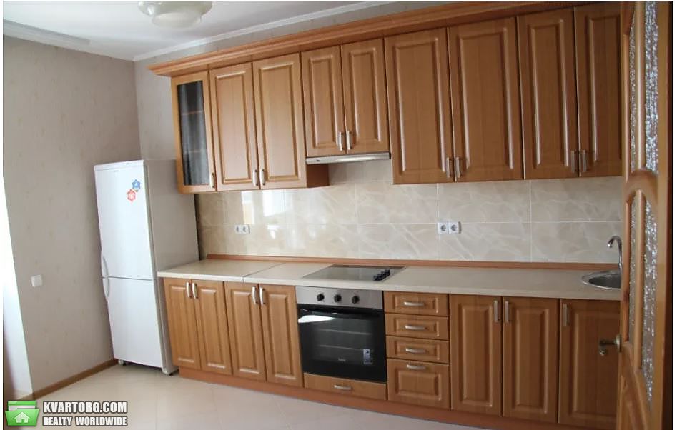 Rent out 2-room apartment. Киев,  Градинская — photo 1