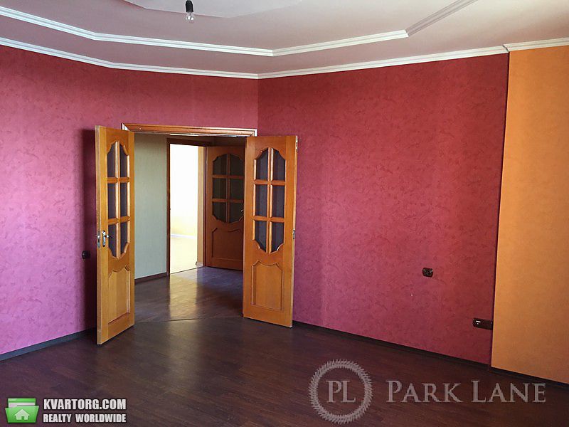 Sell 3-room apartment. Киев,  Амосова — photo 3