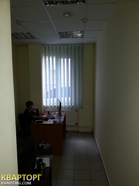 Rent out office. Киев, Межигорская — photo 1