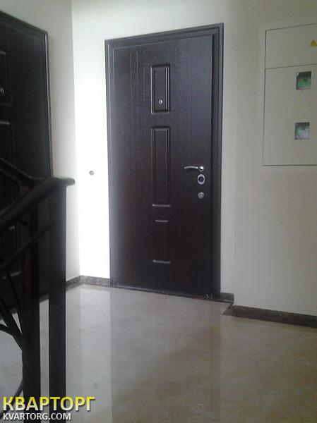 Rent out 2-room apartment. Киев,  Шмидта — photo 2