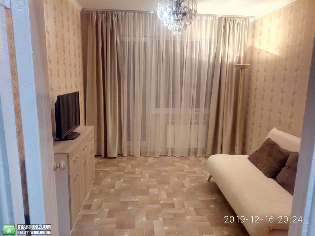 Rent out 2-room apartment. Киев, Гетьмана — photo 5