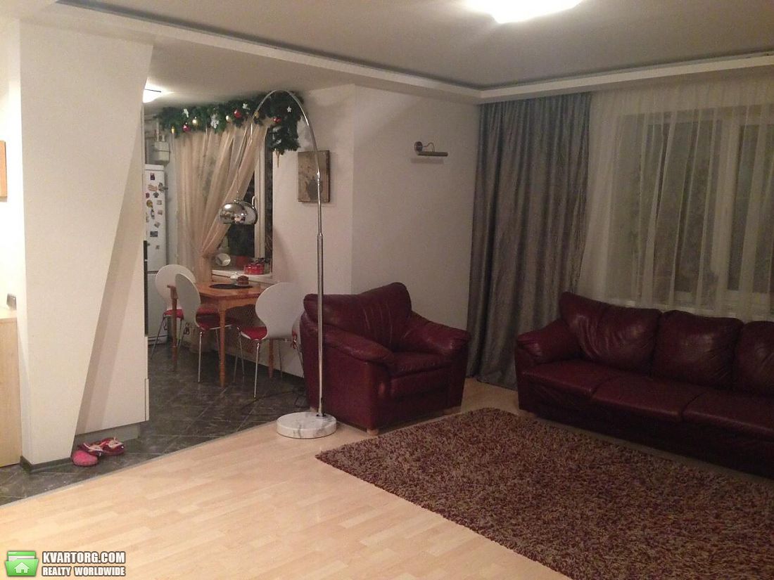 Sell 4-room apartment. Днепропетровск, Братьев Трофимовых — photo 1