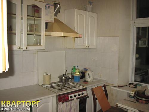 Rent out 2-room apartment. Киев, Мартиросяна ул. — photo 4