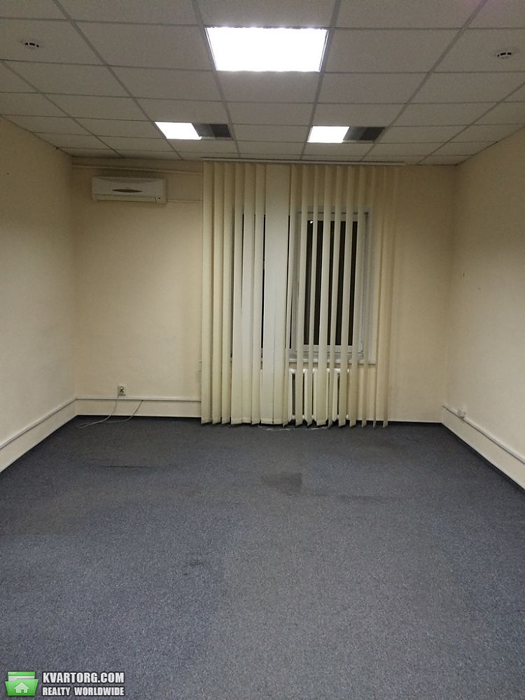 Rent out office. Киев, Жилянская — photo 9