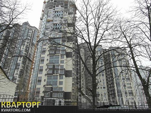 Sell 3-room apartment. Киев,  Барбюса — photo 1