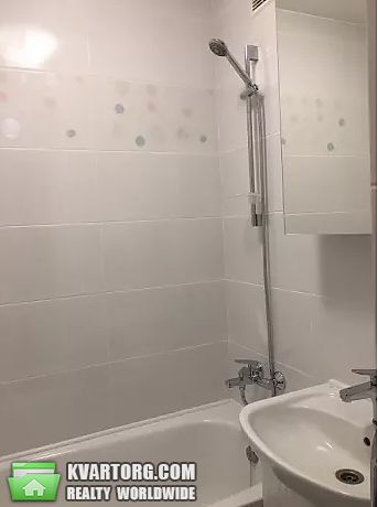 Rent out 2-room apartment. Киев,  Северная — photo 7