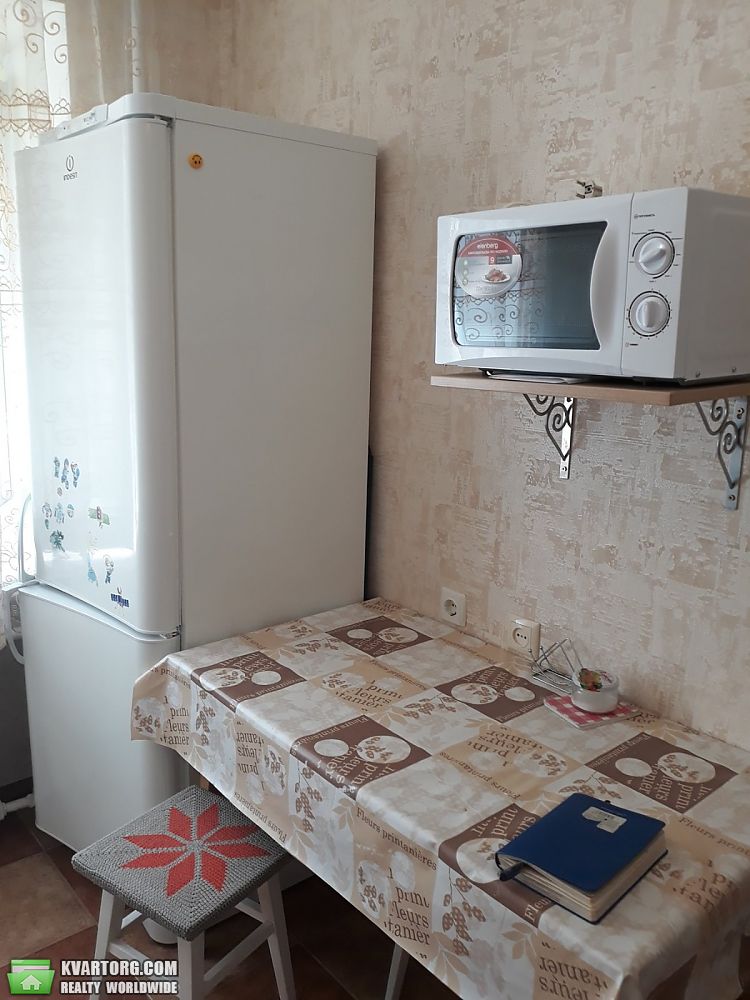 Rent out 2-room apartment. Киев, Лесной проспект — photo 7