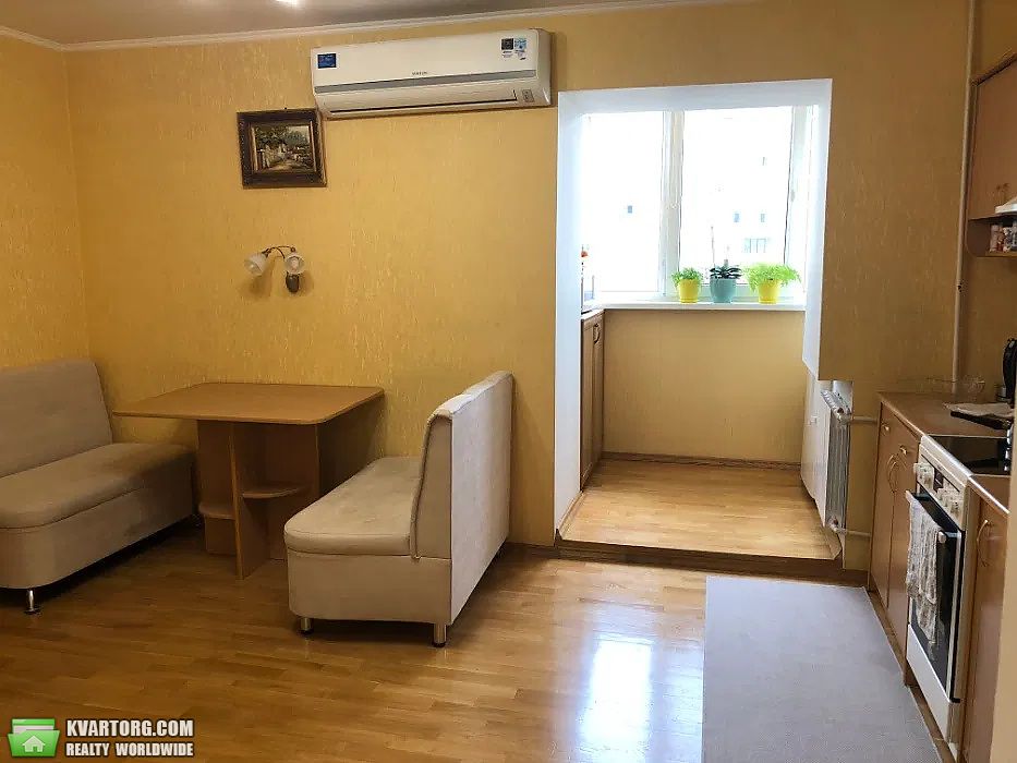 Sell 2-room apartment. Киев,  Драгоманова — photo 2
