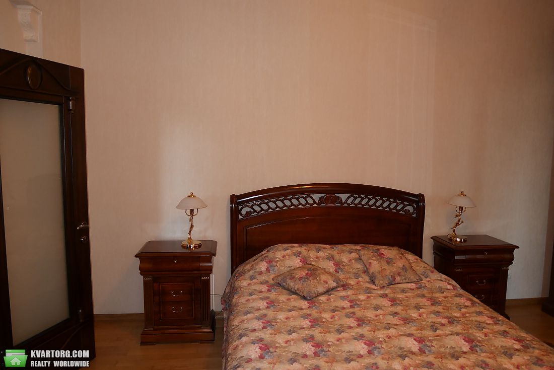 Rent out 3-room apartment. Киев,  Леси Украинки бул — photo 5