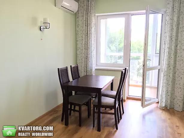 Rent out 1-room apartment. Киев, Нижнеключевая — photo 2