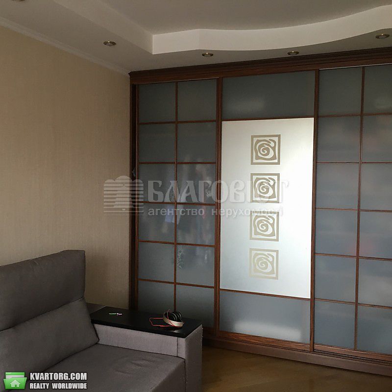 Rent out 3-room apartment. Киев, Тимошенка Маршала — photo 1