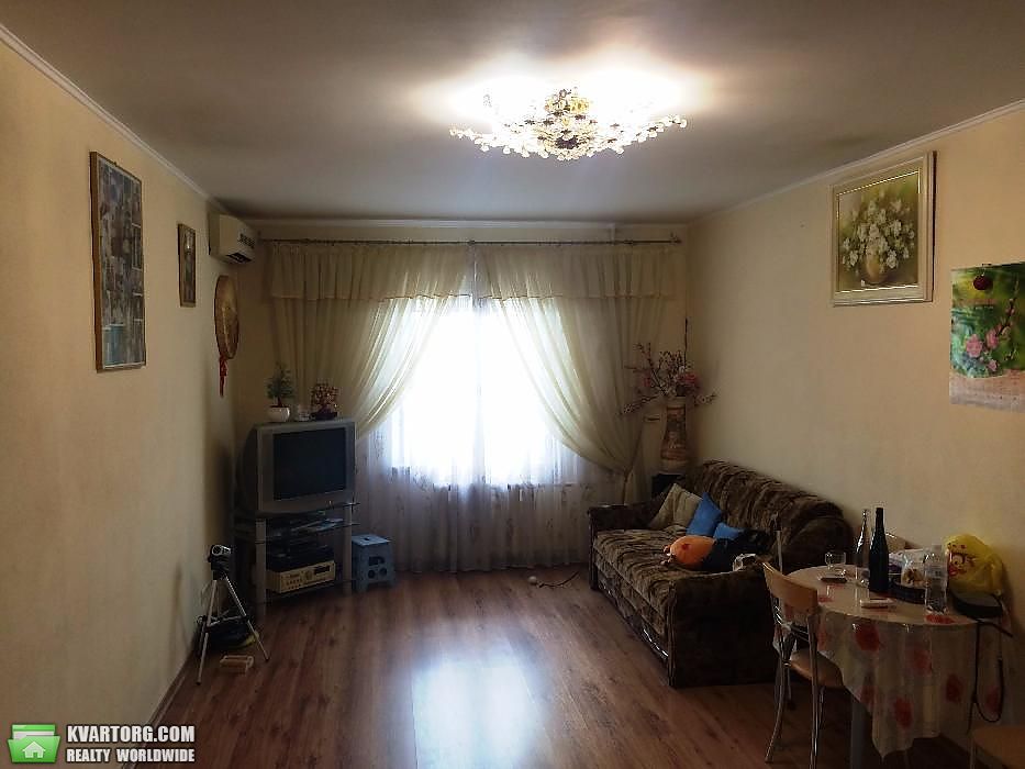 Sell 2-room apartment. Киев,  Драйзера — photo 1