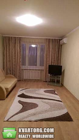 Rent out 1-room apartment. Киев,  Харьковское шоссе — photo 1