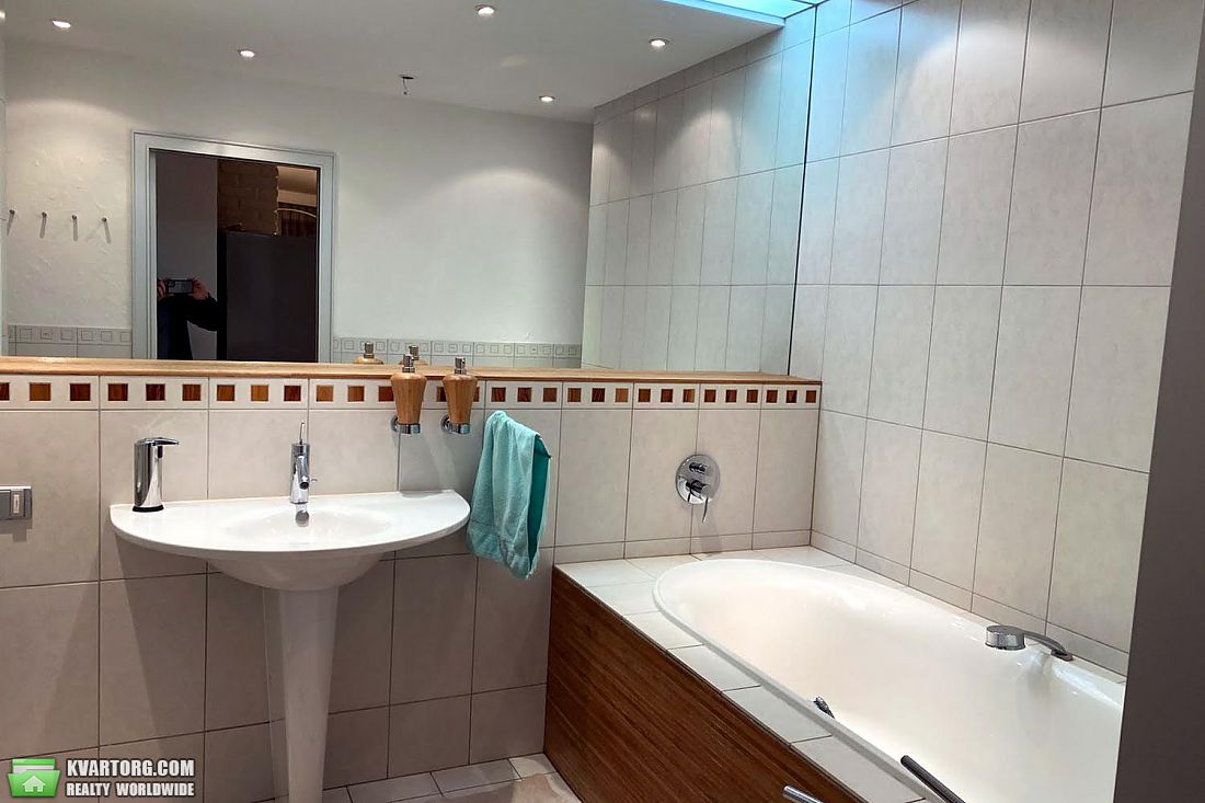 Rent out 3-room apartment. Киев,  Ахматовой — photo 10
