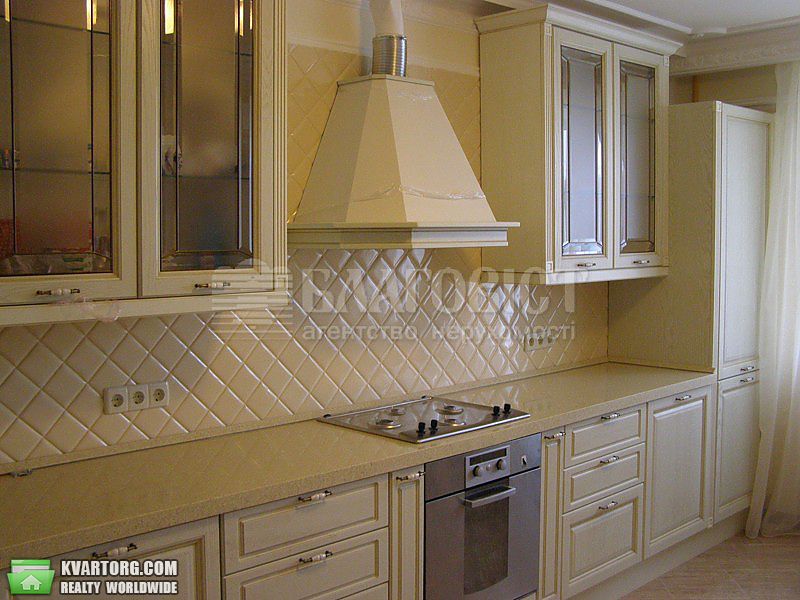 Rent out 4-room apartment. Киев,  Ярославский пер — photo 1