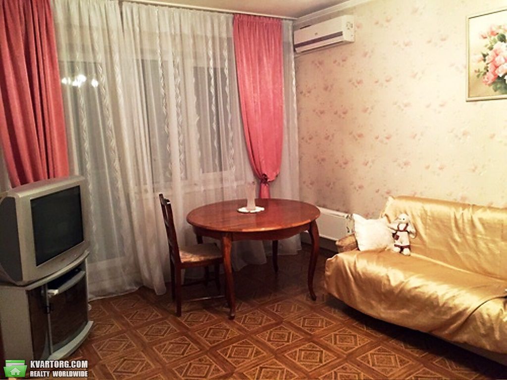 Sell 4-room apartment. Киев,  Маяковского — photo 4