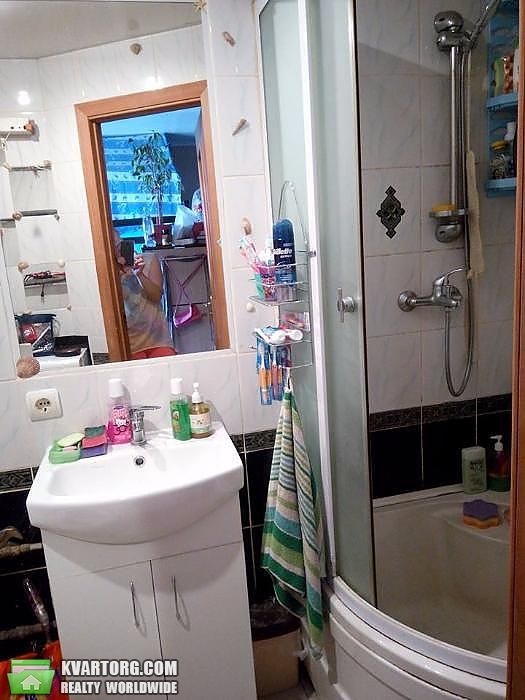 Sell 1-room apartment. Киев, Кирилловская — photo 2