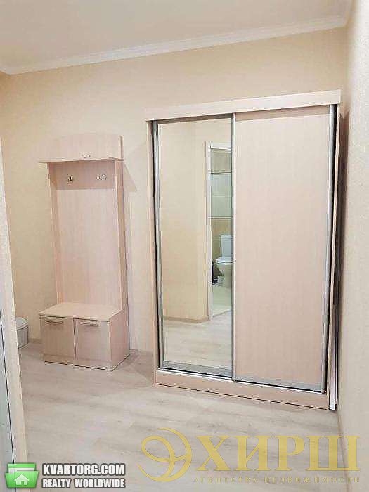 Rent out 1-room apartment. Киев, Луценко — photo 6