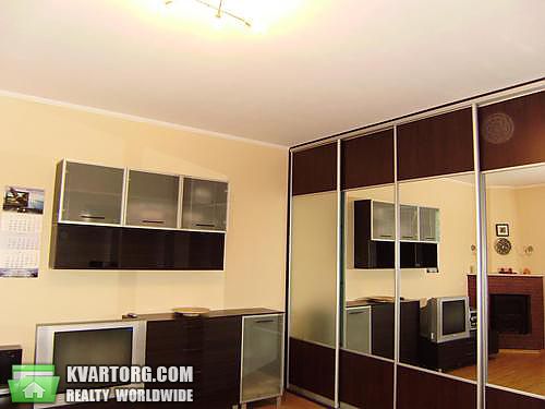 Rent out 1-room apartment. Киев,  Ветрянные Горы — photo 6