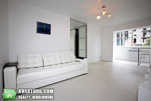 Rent out 2-room apartment. Киев, Владимиро-Лыбедская — photo 1