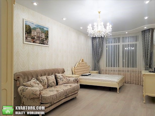 Rent out 1-room apartment. Киев,  Коноплянская — photo 1